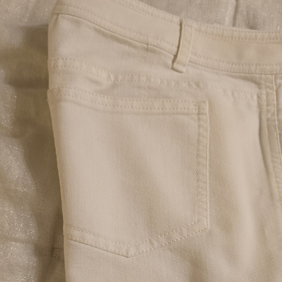 Lafayette 148 New York White Straight Leg Jeans - Picture 8 of 12